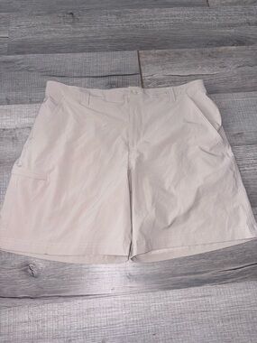 Columbia PFG Fishing Shorts Mens 38 Beige Omni-Shield Stretch Performance 8 In